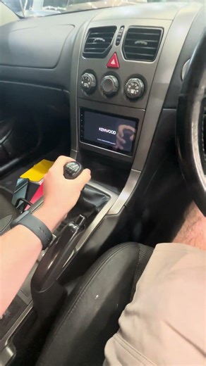 2005 Holden Commodore S VZ Startup fail!