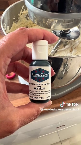 Gender Reveal Cake: A Sweet Surprise for Expecting Parents