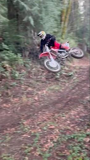 Wringing out a 2000 CR250 2-Stroke