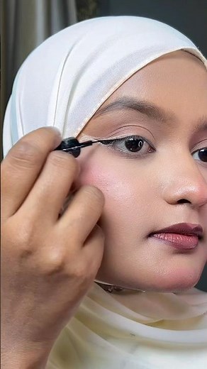 Perfect winged eyeliner tutorial 🎀🤯✨#eyelinertutorial