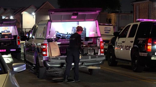 2 men killed in shooting at Houston apartment complex