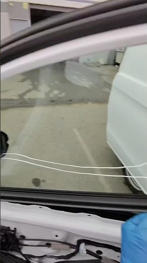 Honda crv door glass replacement #autoglass #automobile #autoglassreplacement