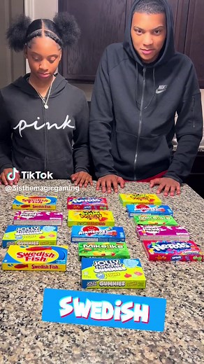 Pick the Right Candy Game! Fun Family Games on Game Night