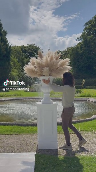 Elegant Pampas Grass Wedding in Italy