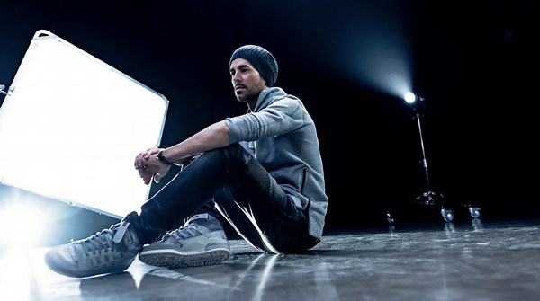 Exclusive Enrique Iglesias Interview: Shaking Up the World of Latin Music Again and Why He'll Never Stop
