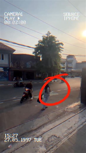 Jogjaexplore on Instagram: "Tertangkap CCTV👀 Cek instagramnya @cititex.jogja CITITEX JOGJA 📍JI. Colombo Yogyakarta No.6C, Samirono, Caturtunggal, Kec.Depok, Kab.Sleman, D.I Yogyakarta 55281 📍 Jl. Parangtritis No.11A, Brontokusuman, Kec. Mergangsan, Kota Yogyakarta, D.I Yogyakarta 55153 #sablon #customsablon #sablonjogja #kaosjogja #dtf"