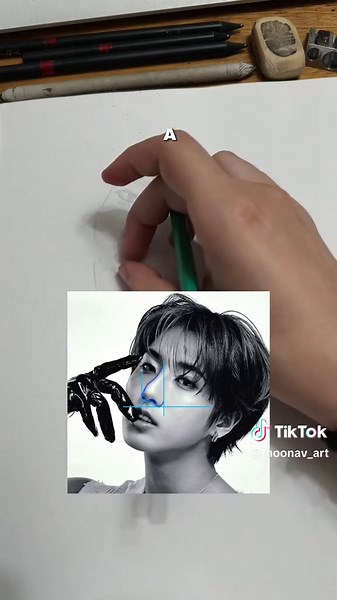 Mini serie de dibujo de idols: Hyunjin y más