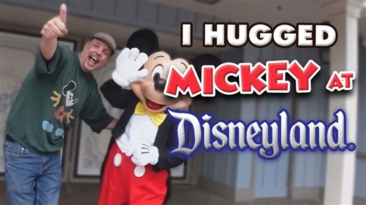 Traditional Character Meet‑and‑Greets (With Hugs!) Are Back at Disneyland