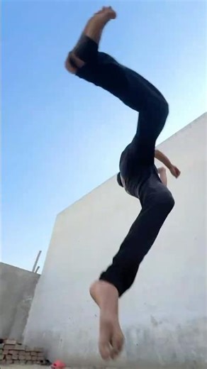 Corkscrew kick ⚡️ #ytshorts #youtubeshorts #stuntvideo #fighting #flip #stunt #subscribe #backflip