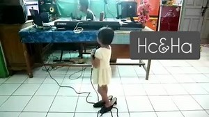 Quão bondoso amigo é Cristo -Criança chinesa louvando ao Senhor com o hino 200 da Harpa Cristã, que coisa linda -Dos pequeninos que sai o perfeito louvor | Harpa Cristã & Hinos Antigos