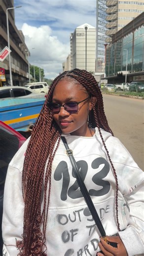 Knotless twist with curls 0779629676 for bookings. #knotless twist #harare Knotless twist braider #zim clean Knotless braider#goviral #fypppppp