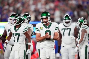 New York Jets 53-Man Roster Projection: Who Will Make the Cut Along the Offensive Line?