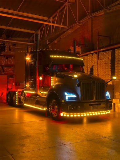 Traileros de Corazón México 🚛❤️🇲🇽 #trailerosdecorazonmexico🚛❤️🇲🇽 #trailerosdecorazonmexico🚛 #trailerosmexicanos🇲🇽💯😎 #mexicanpower🇲🇽 #trailerosMX🚛❤️🇲🇽