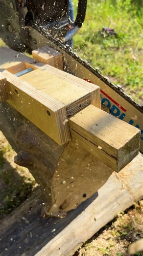 Geniuses DIY Chainsaw Milling Jig! 🪚🪓