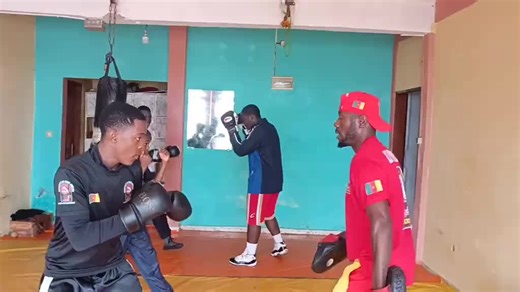 Nous sommes l'université de BOXE-ANGLAISE ✍🏾👨🏾‍🎓🥊🇨🇲 de JÉSUS-CHRIST. 🙏🏾🙏🏾🙏🏾💪🏾💪🏾💪🏾☺️🤗👍🏾👌🏾