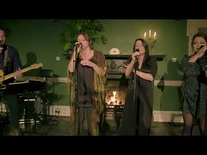 The Future - Leonard Cohen, performed by 'Bird On The Wire'