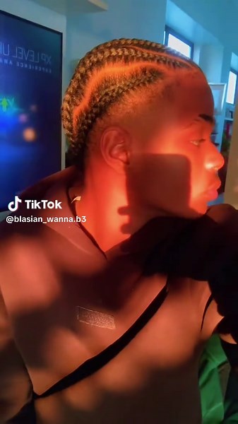 Stylish Conrow Hairstyles for Brown Skin