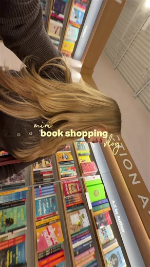 exactly what the doctor ordered🙂‍↕️ (it’s me I’m the doctor) (p.s. it’s horizontal footage bc this is bits from my vlog I’ve filming for youtube hehe) #booktok #bookshopping #bookhaul #reader #booktuber