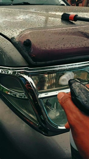 Diamond Glass Headlights Cleaning Tips