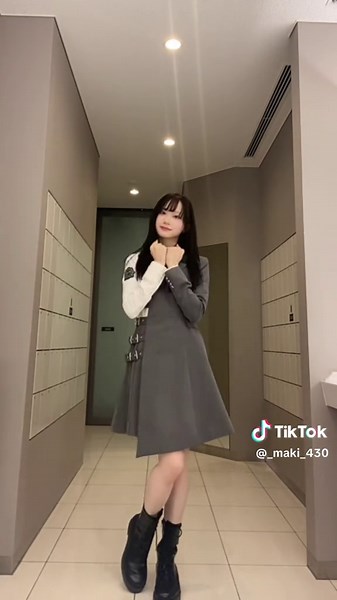 スノーハレーションのダンスパフォーマンス