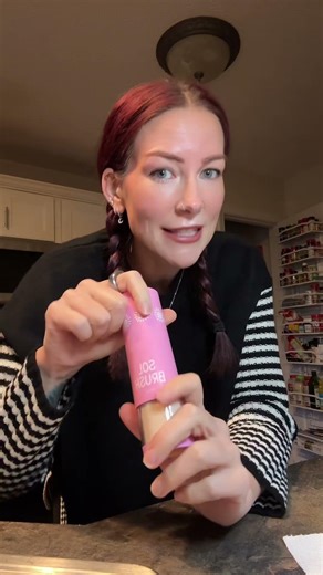 how cool is this for sunscreen application for the summer? #sunscreen