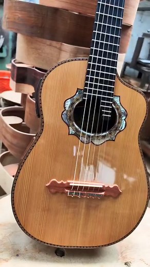 1.1K views · 430 reactions | #Chiliquinga Requintos con identidad. #RequintoChiliquinga #Requinto #music #ecuador | Hugo Chiliquinga Luthier | Facebook