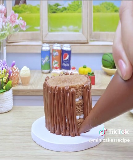 Miniature Cake Recipe: Easy Steps to Make Delightful Treats