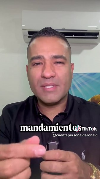 Si estás orando por nuevos ingresos, por pagar deudas, por sanar tu vida financiera y por sabiduría para levantar tu familia, esta oración es para ti. Aquí hablamos de dinero, abundancia, oportunidades, multiplicación, provisión divina, ingresos milagrosos, restauración económica y libertad financiera. Dios puede abrir caminos que tú no ves, colocar personas correctas, activar ideas que producen dinero y sacar tu vida del estancamiento. Si estás cansado de luchar solo, esta oración te va a forta