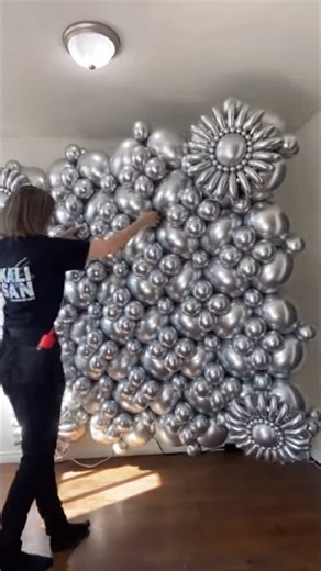 Silver Wall #balloons #party