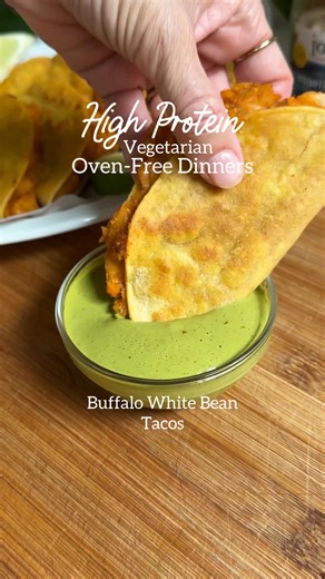 Hearty, satisfying vegetarian recipes that deliver on both flavor and nutrition. 💪 COMMENT RECIPE 👇 https://www.liveeatlearn.com/high-protein-vegetarian-dinner-ideas/ | Live Eat Learn