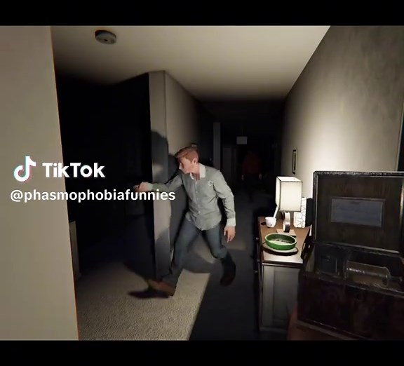 Phasmophobia Gaming Moments: Hilarious Encounters