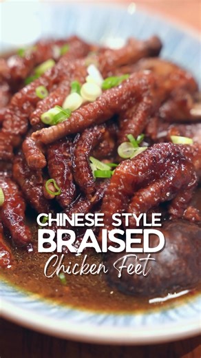 Chinese-Style Braised Chicken Feet Recipe