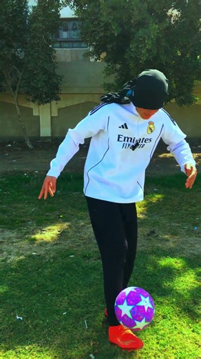 نفذت تحدي رونالدينيو #football #دويتو #كرة_القدم#تحدي #soccer #futbol #ريال_مدريد