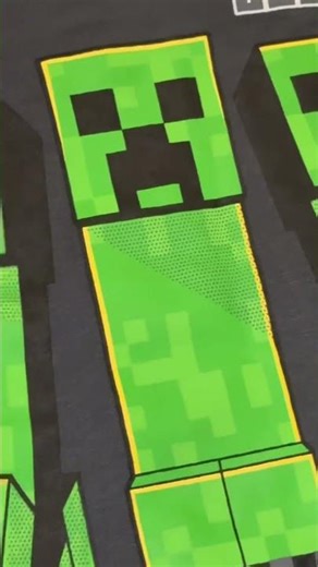 Minecraft Kids Sweatsuit Review 🎮 - Perfect Birthday/Christmas Gift for Young Gamers 💚