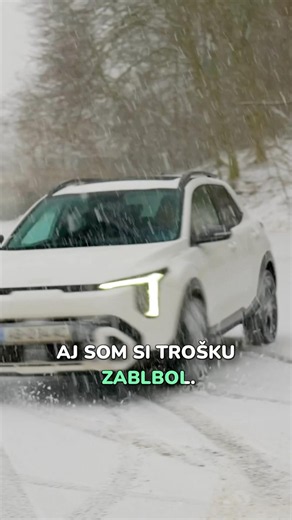 Kia Stonic pri troche snehu vyčaruje veľký úsmev😅 #topspeedsk