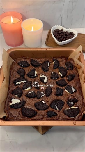 Easy, Fudgy Oreo Brownies! #baking #brownies #fudgy #oreo #recipe