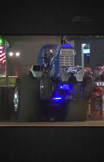 "The Nightmare" Ford 9000 pulling tractor - #Ford #Tractor #TractorPull #Horsepower #Diesel #Turbo | JP Pulling Productions
