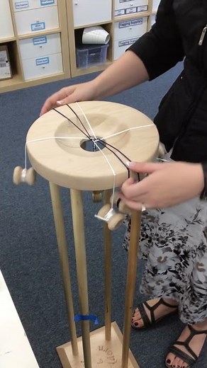 Edo Yatsu (basket weave kumihimo) demonstration on the marudai