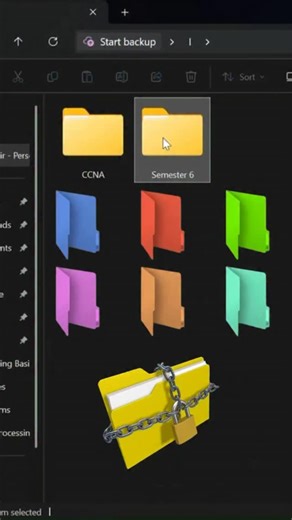 AmSmart Tech 👨‍💻 on Instagram: "Lock Your PC Folders 📂🔒 #Tech #techhacks #viralreels #windows11 #computertips"