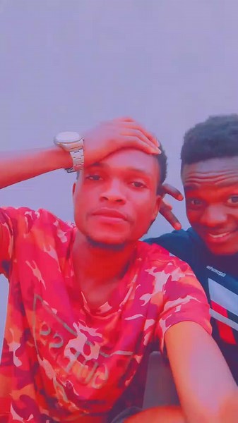Vidéos de Enoch Ngoma tandou (@enochngomatandou) avec Flex (feat. MC Azas & Glen) - Diesel Gucci