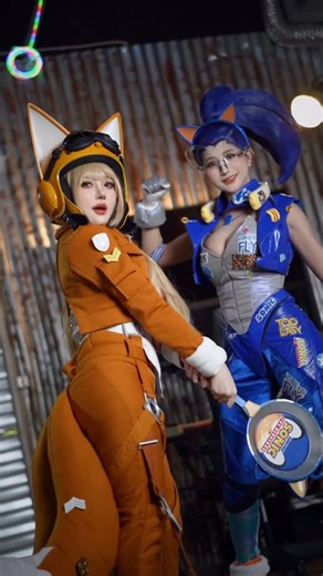 ivy ♡ˎˊ˗ on Instagram: "Download PUBG MOBILE sekarang dan ikutan kolaborasi seru bareng SONIC, mulai dari 3 sampai 30 Oktober! 🌀 Saatnya ngebut di medan perang bareng Sonic! ⚡ Buka konten eksklusif kayak Sonic Buddy, Super Sonic Buddy Set, Sonic Vector, dan Cube Wispon Machete 🔥 Jangan sampai kelewatan panci ikonik Sonic dan kendaraan keren bertema Sonic yang nunggu kamu di dalam game! 🚗💨 #PUBGMOBILExSonic #PUBGMxSonic"