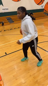 Learning. The MITT Training with G5. #gregfosterhoop #themitttraining #g5buckets #tiktokhoops #trainer #trainhard #reels #ballislife #StarsEverywhere #relentless | G5_Buckets