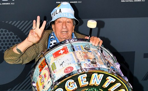 Quién era Tula, el hincha más icónico de la Selección Argentina: cómo consiguió el bombo y sus 13 Mundiales