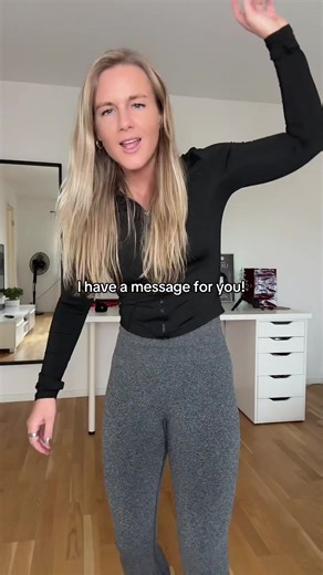 Send this to someone who needs to hear it or save it for the day you do 😍 No but seriously, listen to me. You were NOT put on this planet to fit in, play small, conform, or just be “fine”. You are meant to THRIVE. Not every single day, but overall yes, it is absolutely possible. You can experience joy, peace, and even bliss way more often than you think right now. Some people would even call it being high on life. So make the phone call. Send the message. Apply for the job. Post the video. Wear