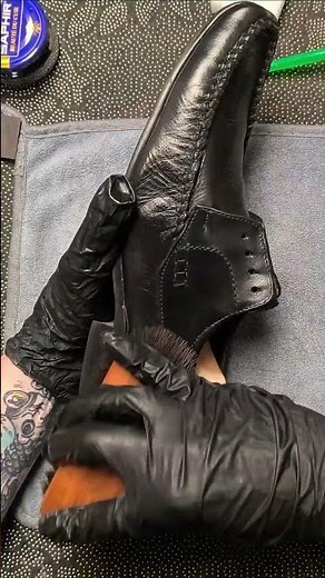 Leather shoe cleaning that actually works #shoecare #tutorial #satisfying