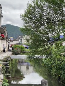117 reactions · 7 comments | Explore Pingshan Village in Huangshan City, where primitive charm meets Huizhou architecture. Amidst blooming roses, picturesque bridges, and tranquil homes, it feels like a heavenly realm. #HuangshanCity #PingshanVillage #PrimitiveCharm #HuizhouArchitecture #BloomingRoses | Go Great Huangshan Mountain | Facebook