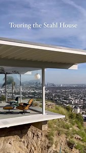 2K views · 2.7K reactions | Currently for sale… The Stahl House (also known as Case Study House #22) is a modernist-styled house designed by architect Pierre Koenig in the Hollywood Hills section of Los Angeles video via @oliverpeoples | Tangerineandteal | Facebook