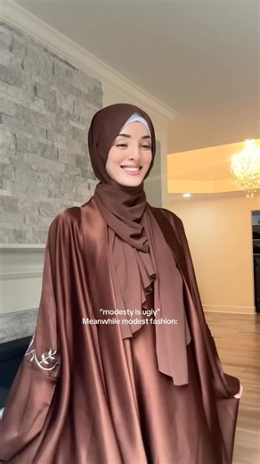 Maryam Amaria | I feel like a princess whenever I dress like this 🥹 full outfit is from @amariah #modestyisgorgeous | Instagram