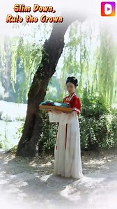 https://page.dramabuzzs.com/s2l/10061.html Li Zhaoyun travels from the 22nd century into a novel as Concubine Li. She and her son, both obese and despised, lose weight together. Using a time-space supermarket, she thwarts schemes and wins favor. When she leaves the palace, the emperor passes the throne to their son and pursues her. | Dramawave - Stream Drama Shorts