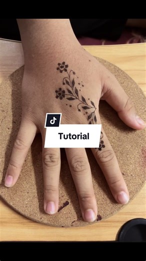 Clear Draft Tutorial on Henna Designs
